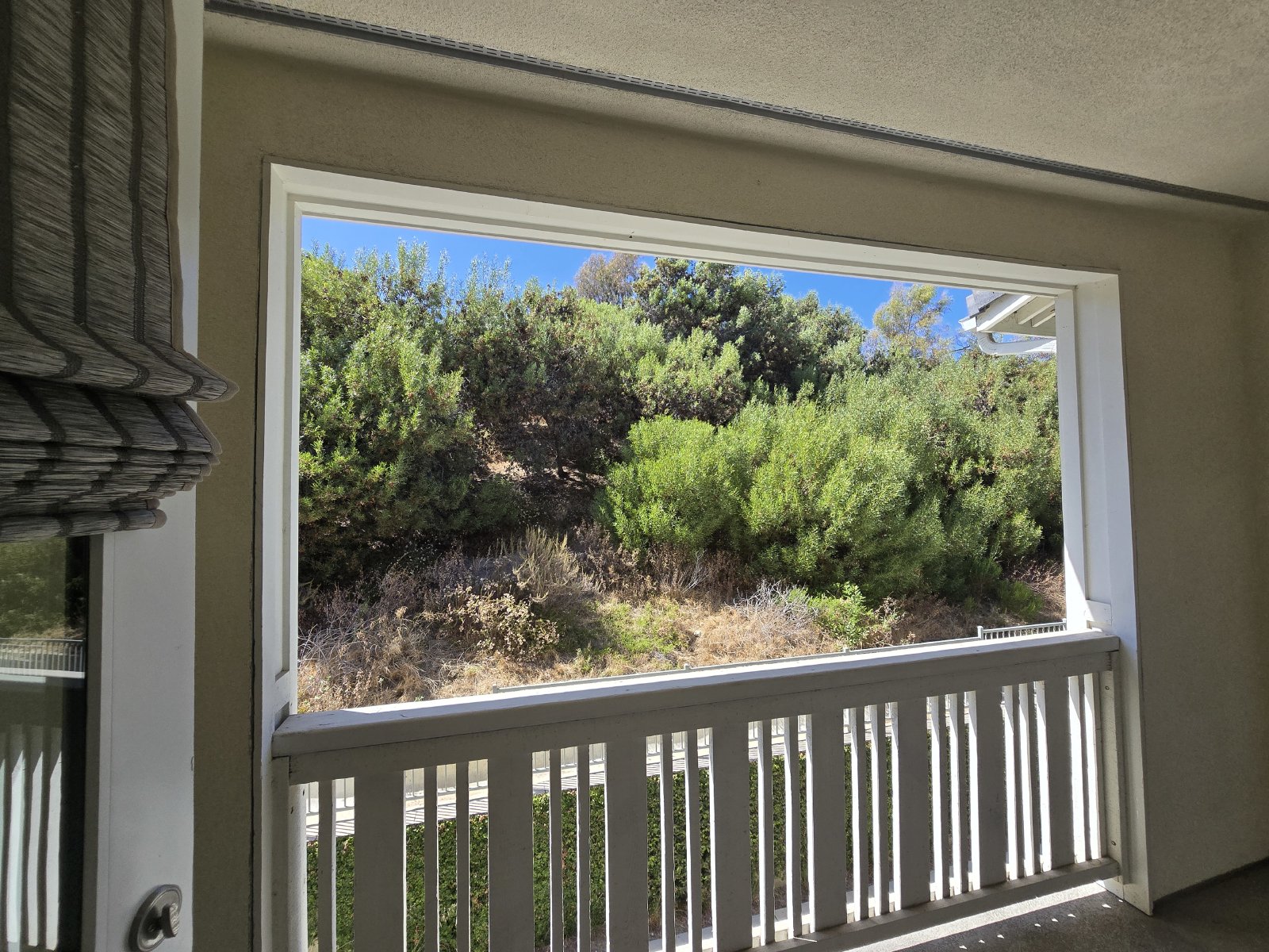 Modern Oceanside Home with Spacious Layout in a Desirable Community property image