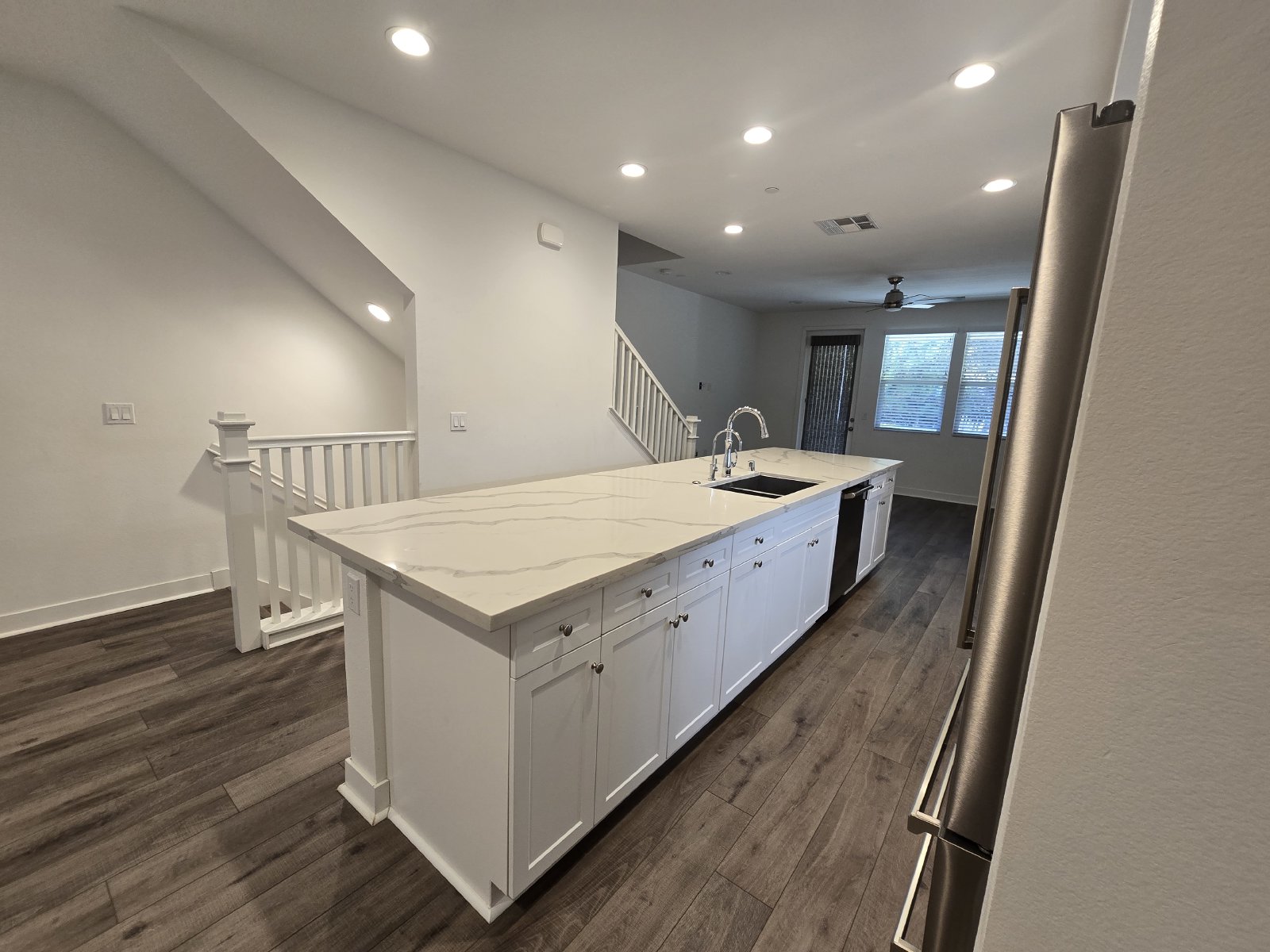 Modern Oceanside Home with Spacious Layout in a Desirable Community property image