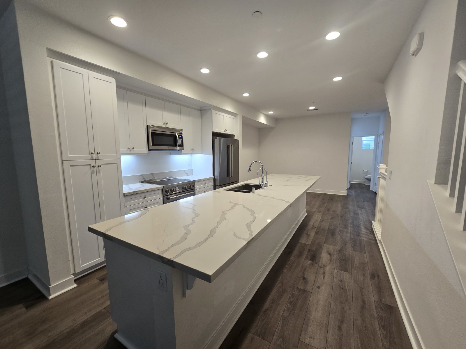 Modern Oceanside Home with Spacious Layout in a Desirable Community property image