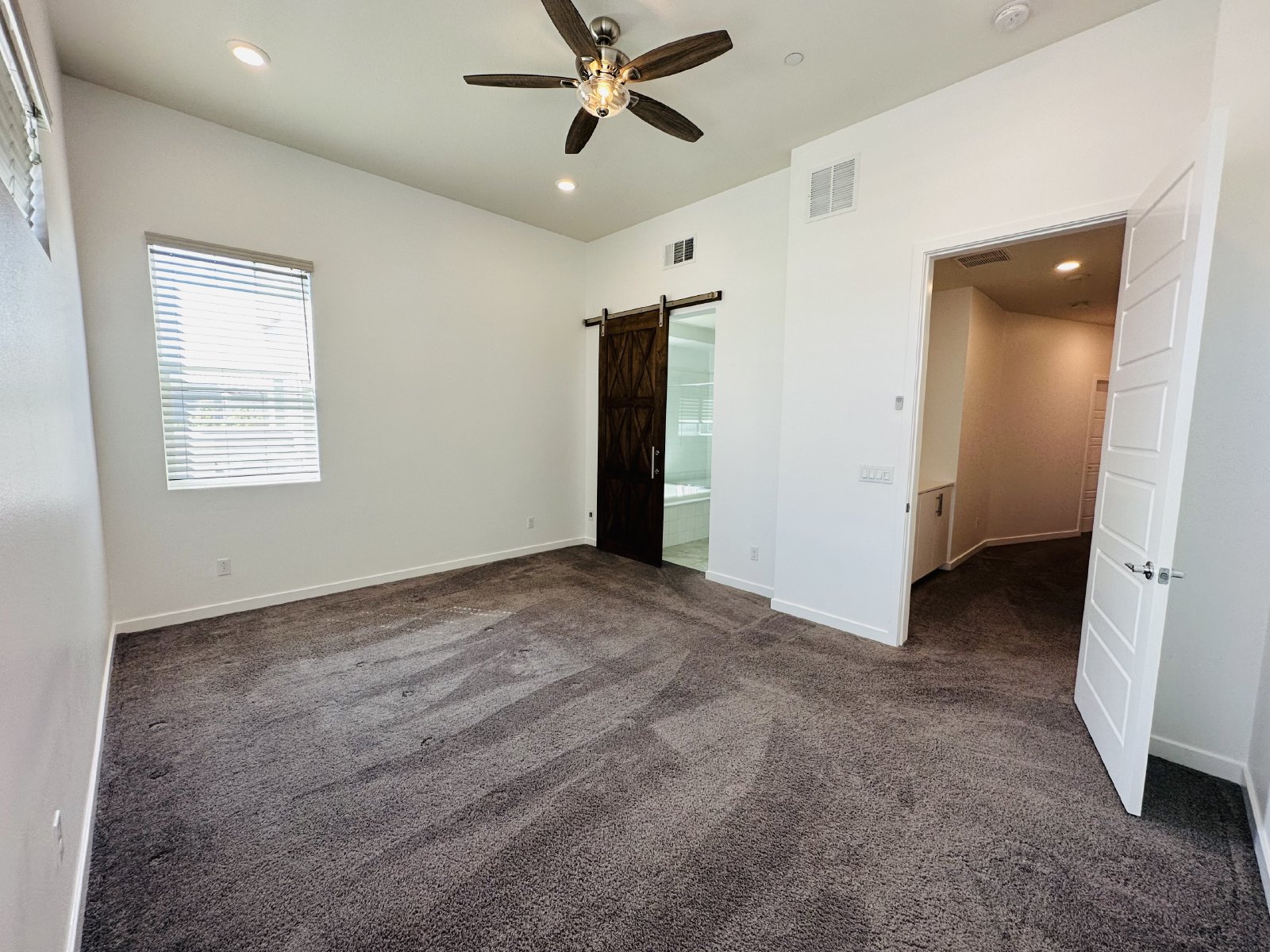 Modern Otay Ranch Home with Spacious Floor Plan & Community Amenities property image