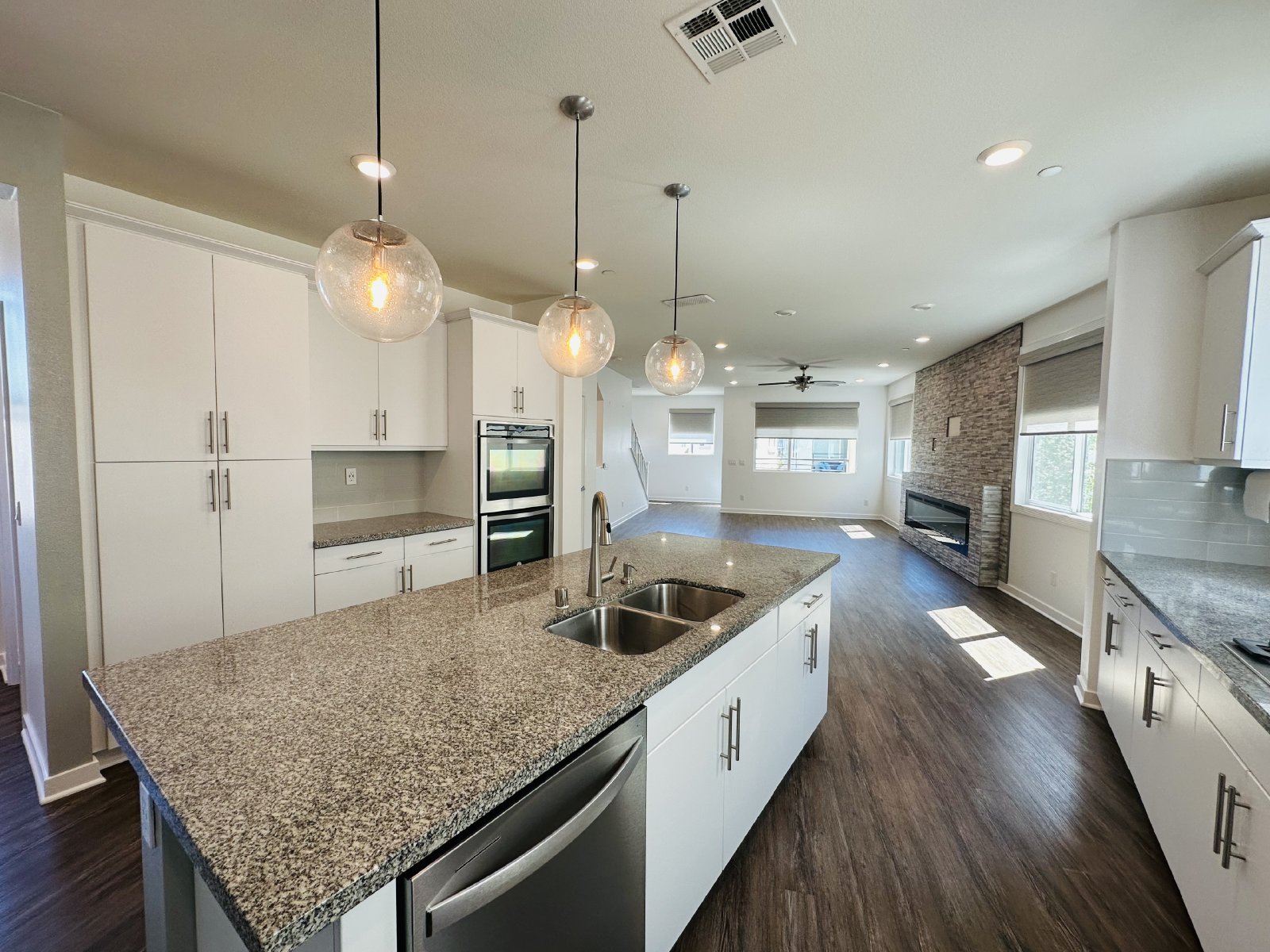 Modern Otay Ranch Home with Spacious Floor Plan & Community Amenities property image