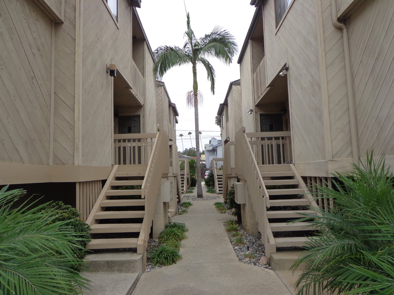 Gorgeous Pacific Beach 2 Bed 2.5 Bath Townhouse property image