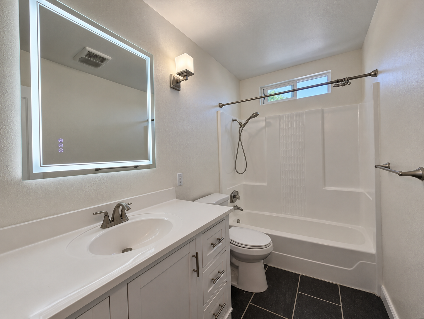 Spacious 2-Bedroom Condo in Vibrant North Park property image
