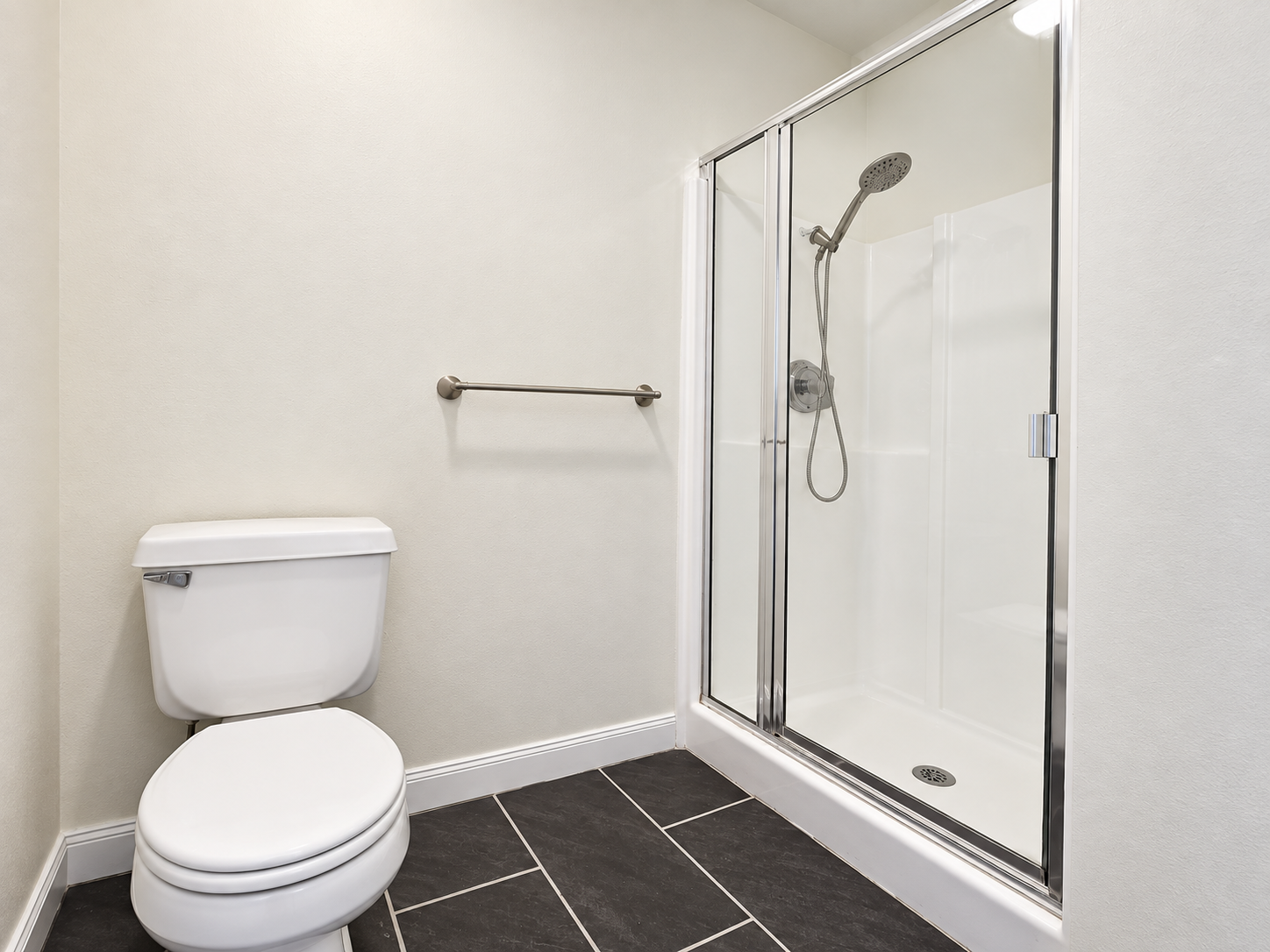 Spacious 2-Bedroom Condo in Vibrant North Park property image