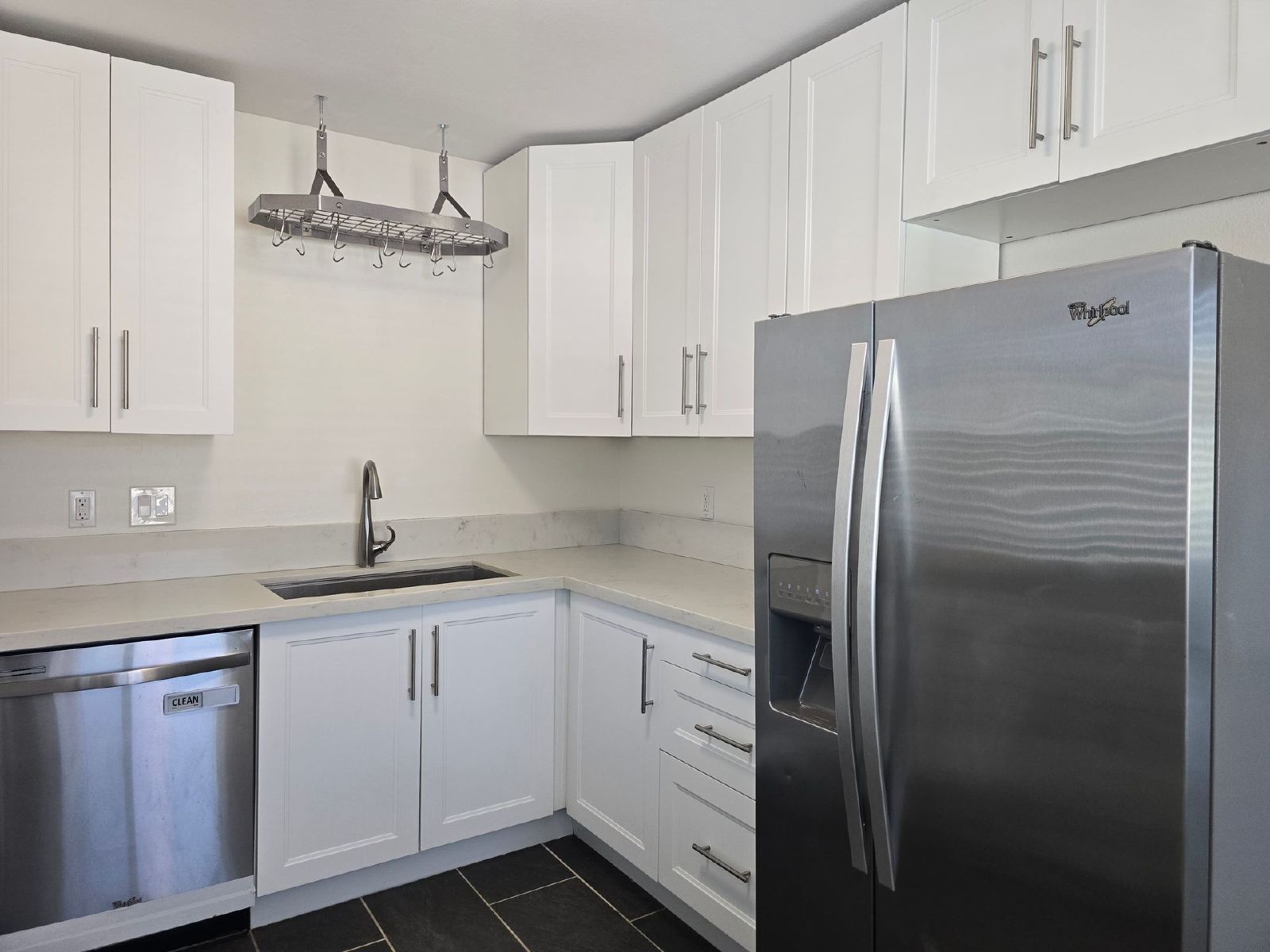 Spacious 2-Bedroom Condo in Vibrant North Park property image