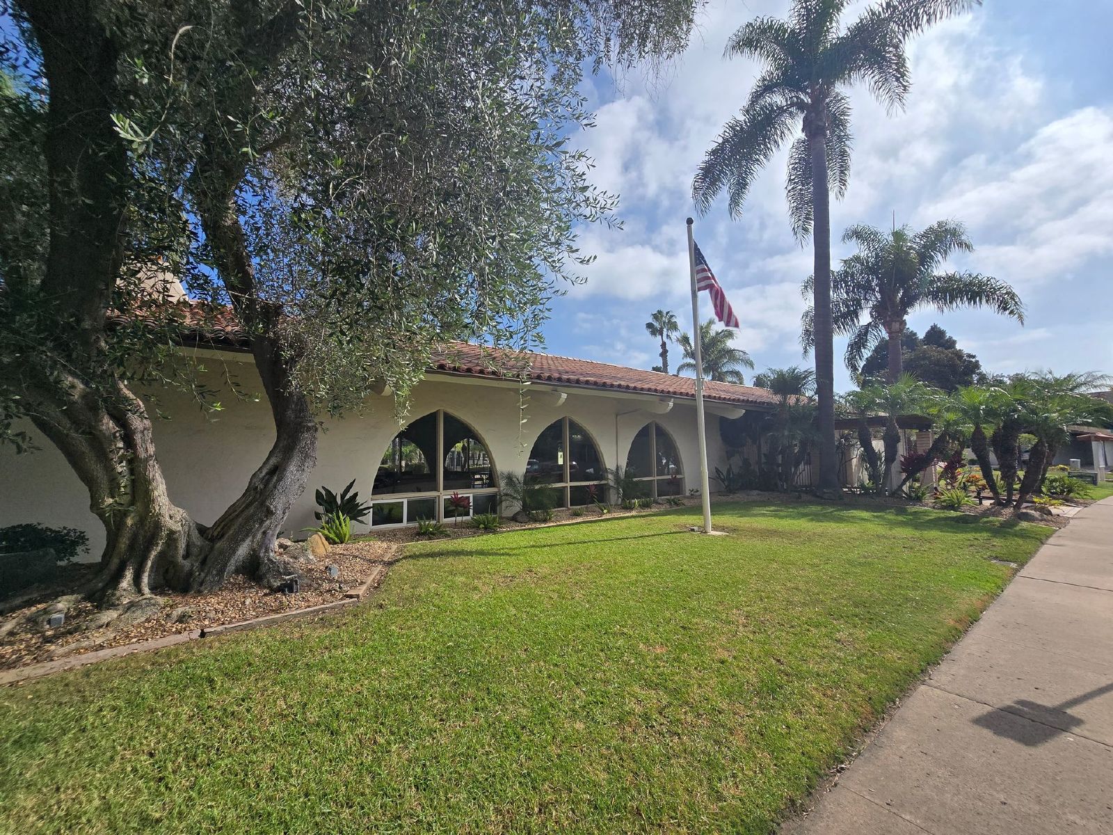 Spacious 3-Bedroom Townhome in a Prime Central San Diego Location property image