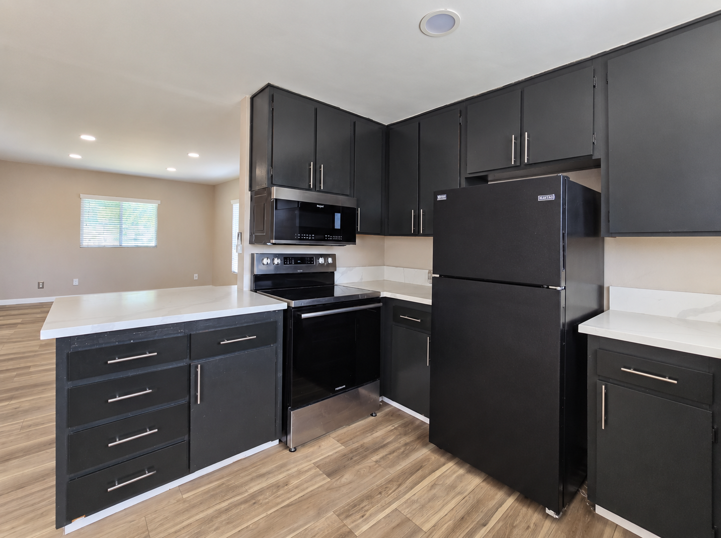 Spacious Home in a Quiet Lemon Grove Neighborhood property image