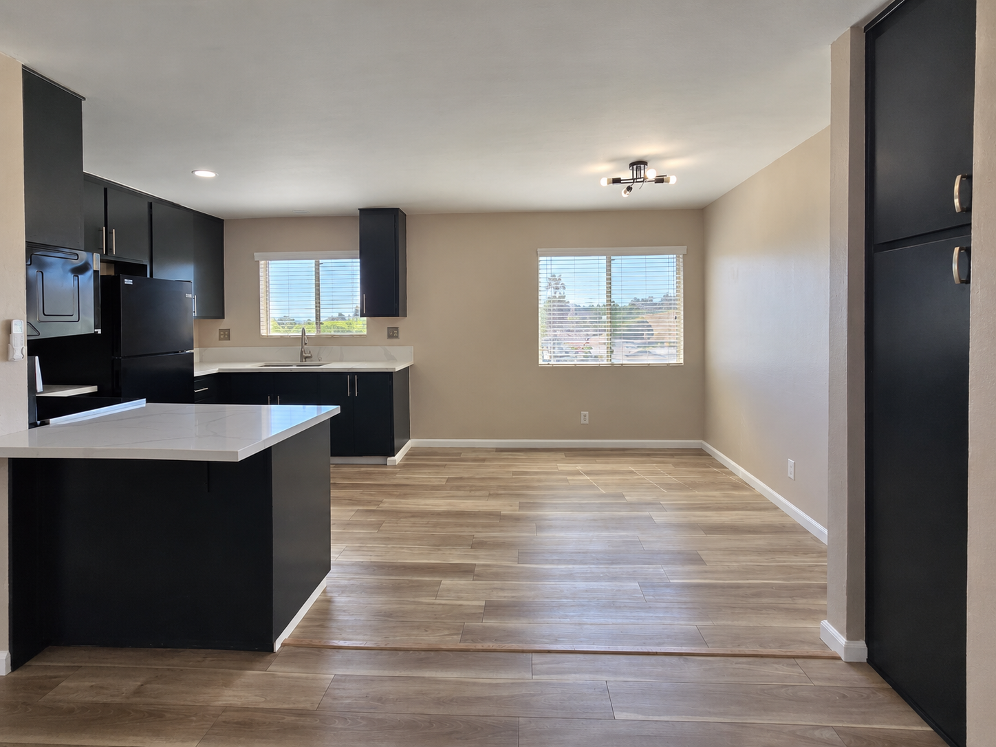 Spacious Home in a Quiet Lemon Grove Neighborhood property image