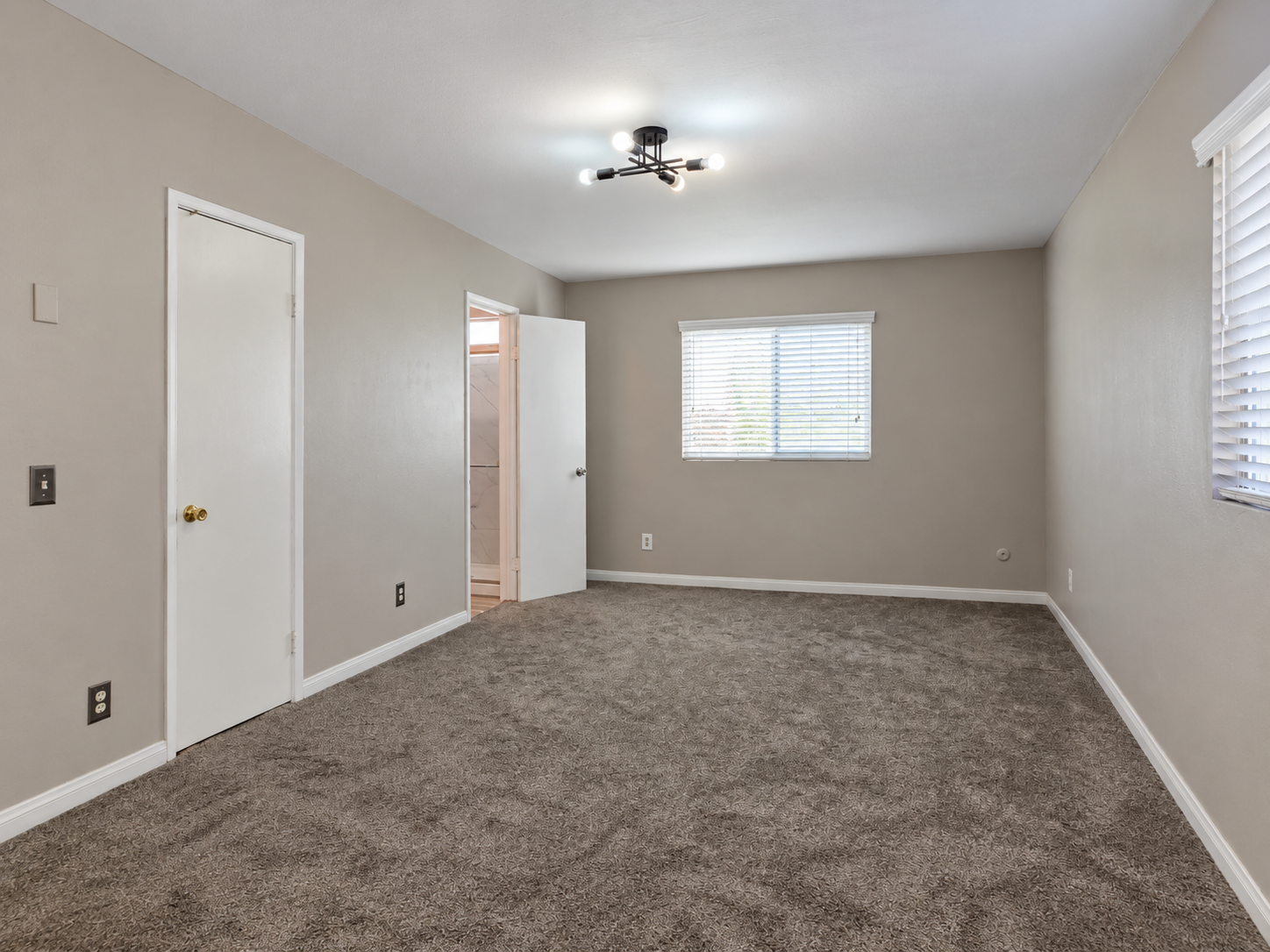 Spacious Home in a Quiet Lemon Grove Neighborhood property image