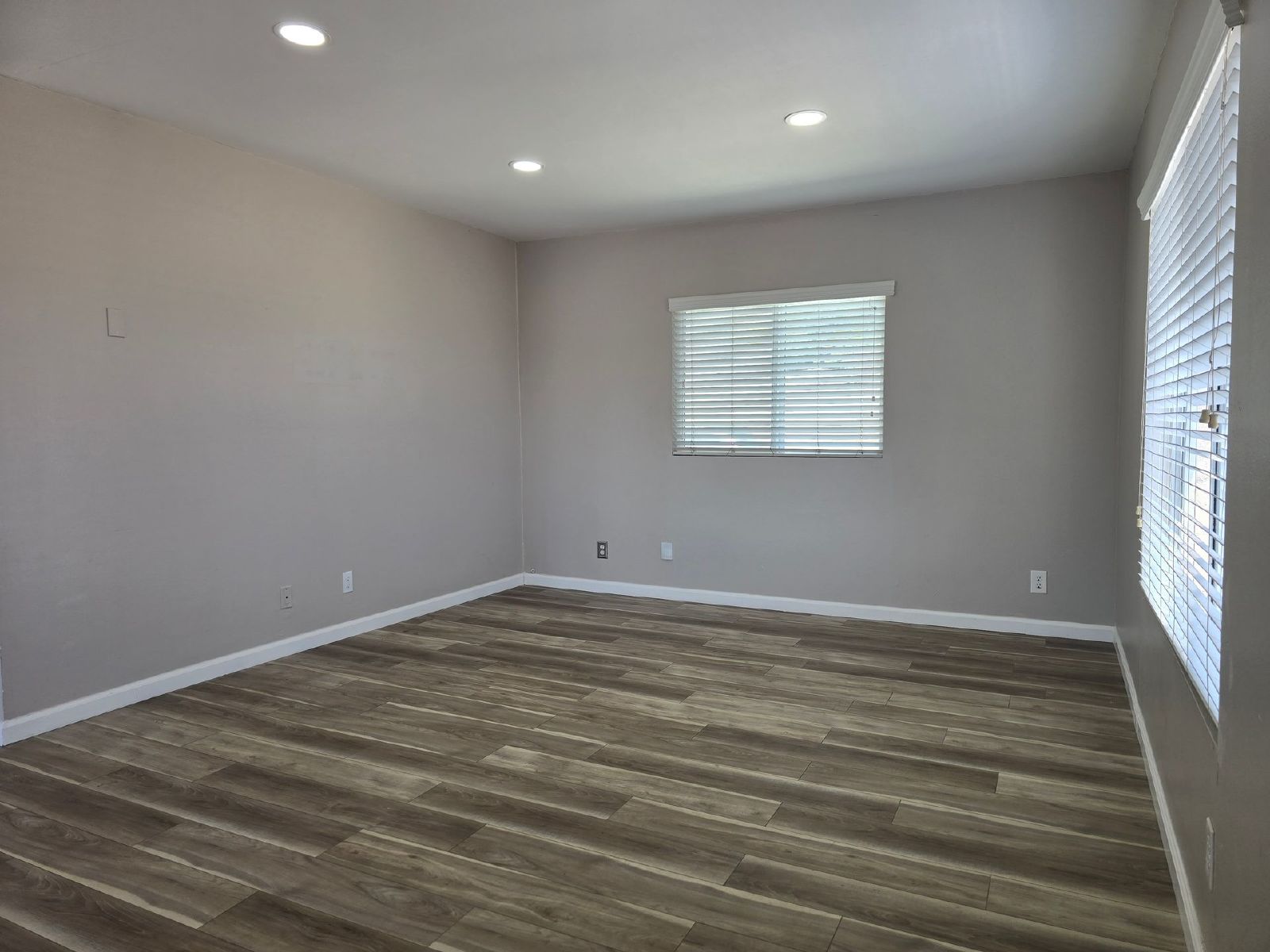 Spacious Home in a Quiet Lemon Grove Neighborhood property image