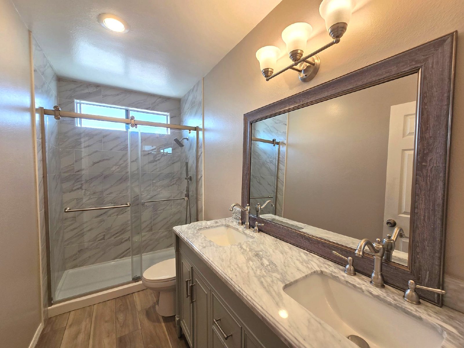 Spacious Home in a Quiet Lemon Grove Neighborhood property image