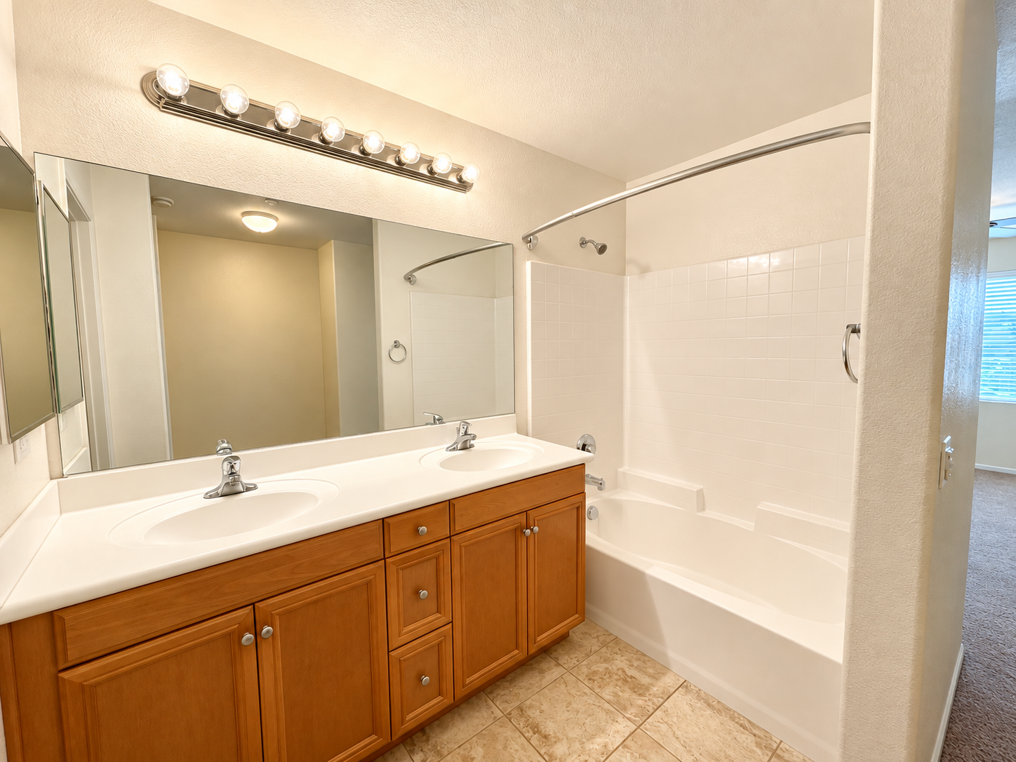 Beautiful & Spacious 3-Bedroom San Diego Home with 2-Car Garage! property image