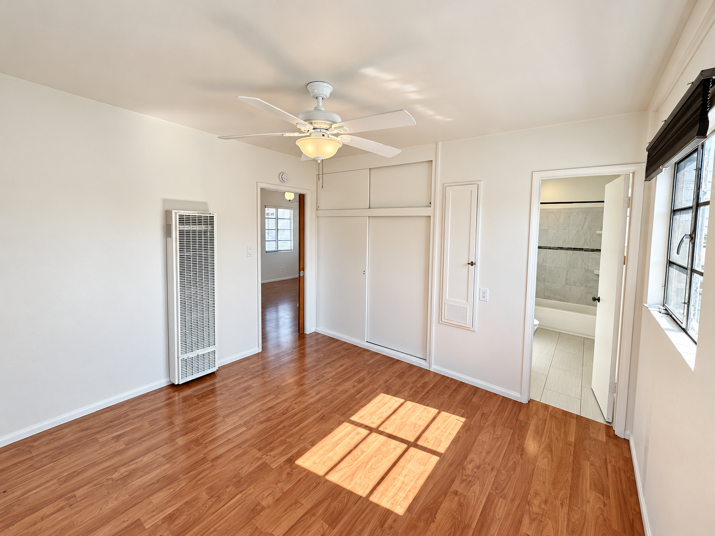 Welcome to this 1-bedroom, 1-bathroom upstairs apartment located in the vibrant Normal Heights property image