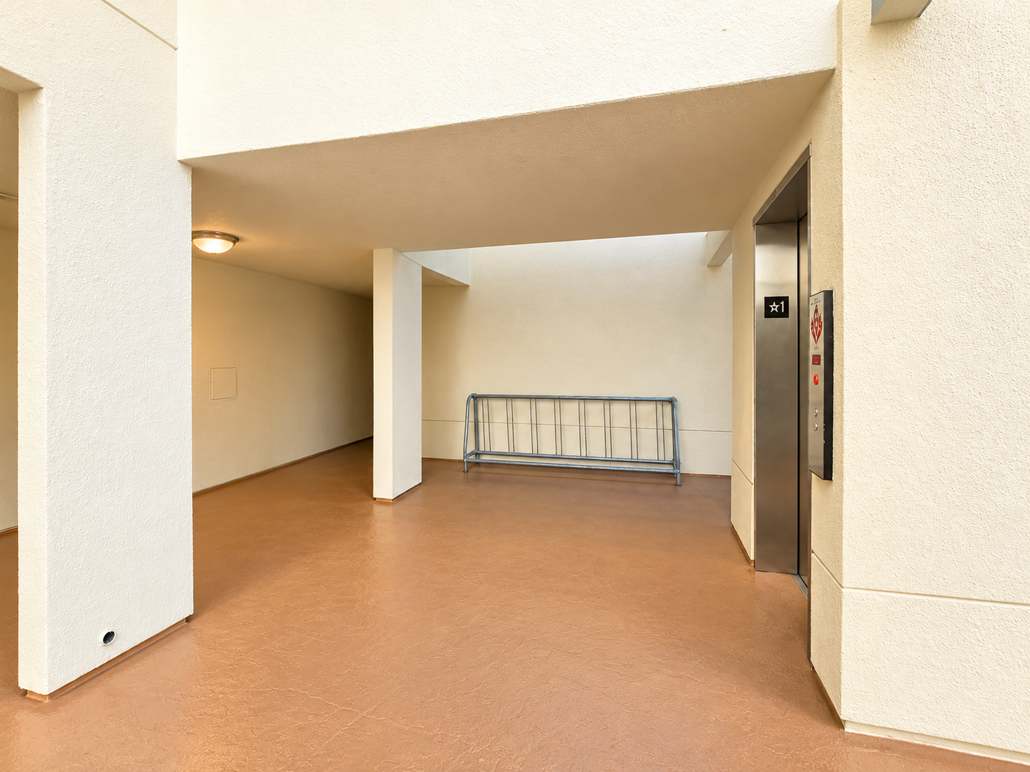 Partially furnished 2BR/2BA home with large deck! **MOVE-IN SPECIAL- GET $1000 OFF MOVE-IN FUNDS! property image