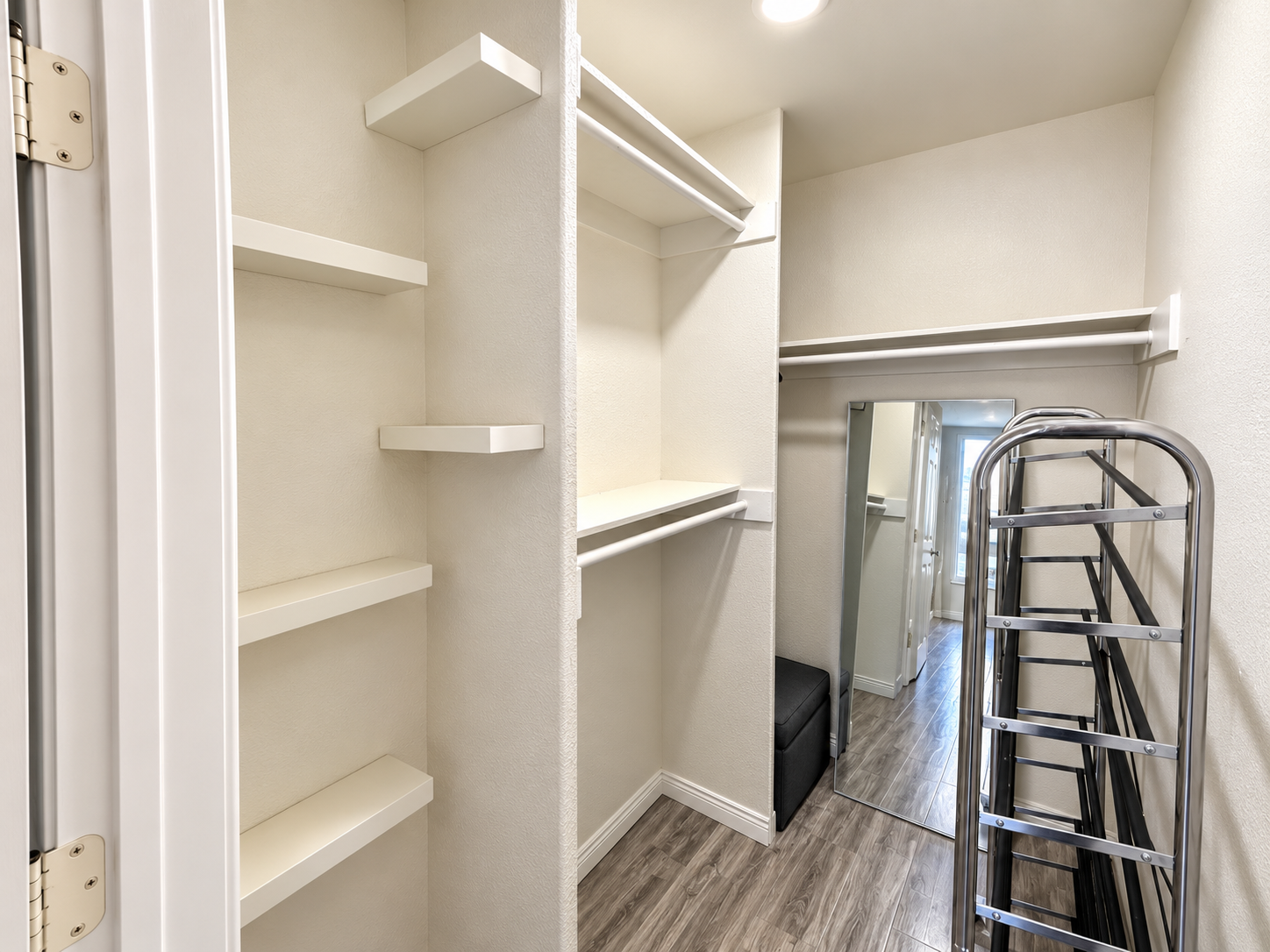 Partially furnished 2BR/2BA home with large deck! **MOVE-IN SPECIAL- GET $1000 OFF MOVE-IN FUNDS! property image