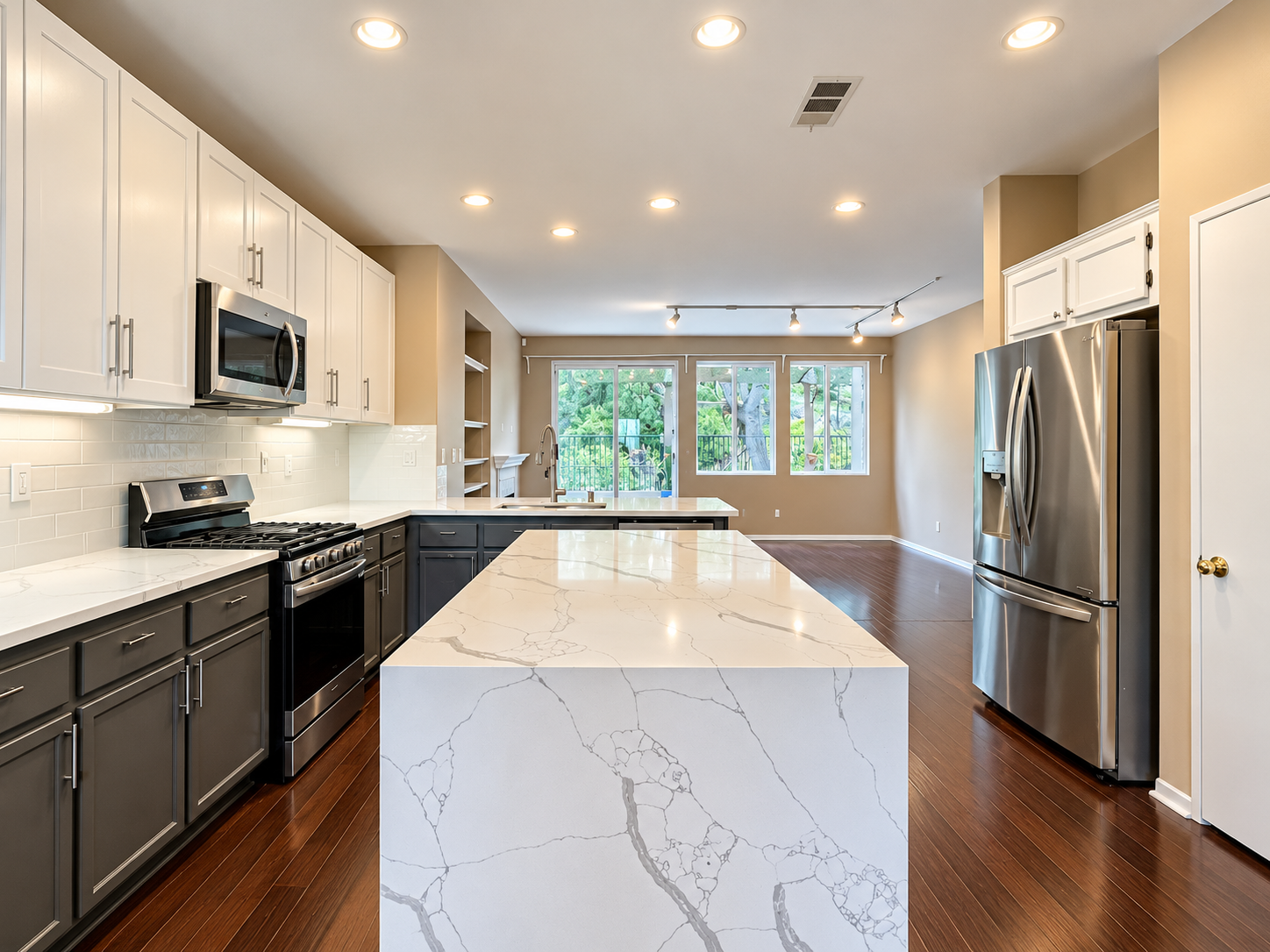 Spacious 4-Bedroom Home in Desirable Ocean View Hills property image