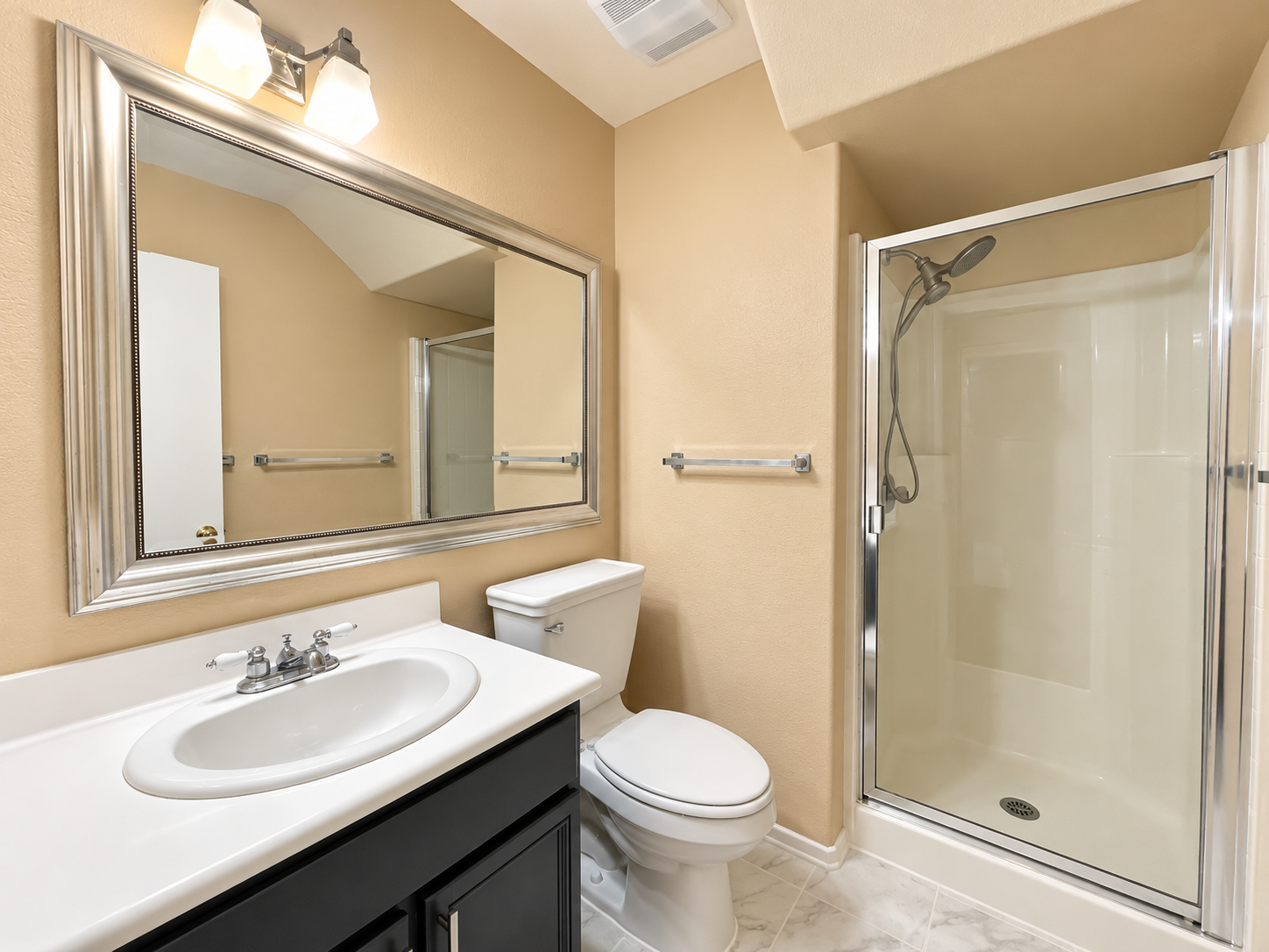 Spacious 4-Bedroom Home in Desirable Ocean View Hills property image