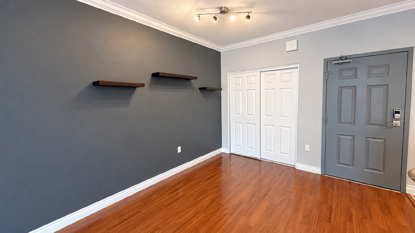 Spacious 1-Bedroom at Piazza Palermo with Parking & Resort-Style Amenities property image