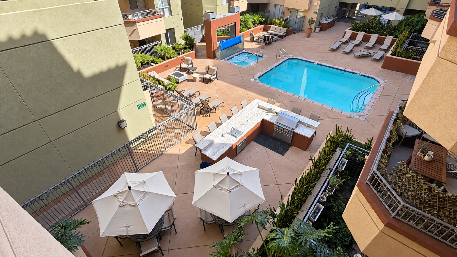 Spacious 1-Bedroom at Piazza Palermo with Parking & Resort-Style Amenities property image