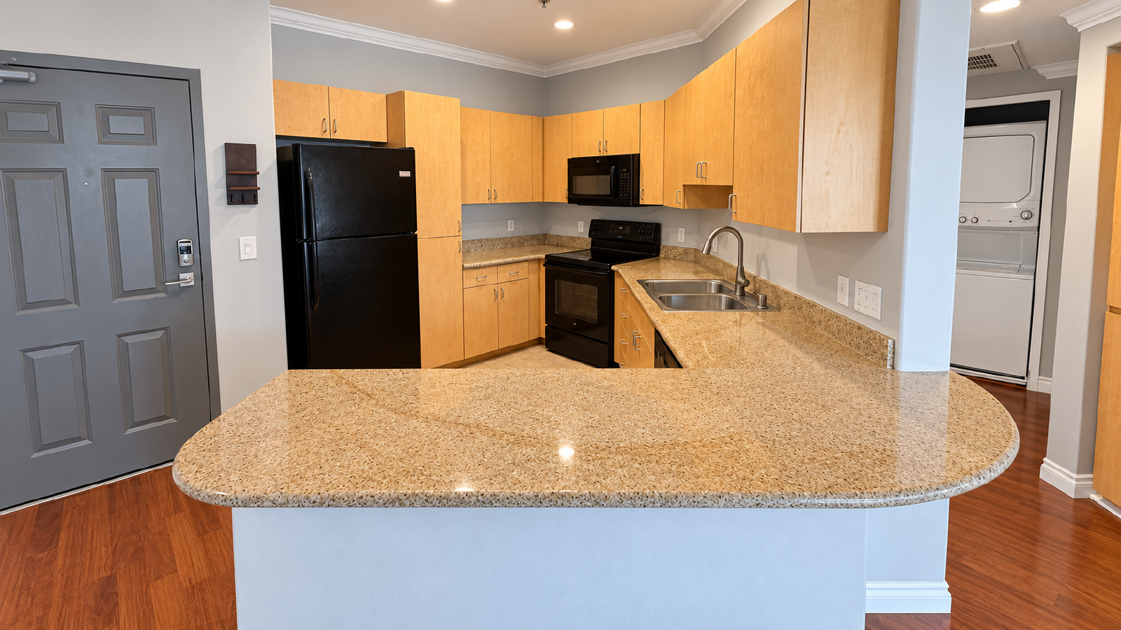 Spacious 1-Bedroom at Piazza Palermo with Parking & Resort-Style Amenities property image