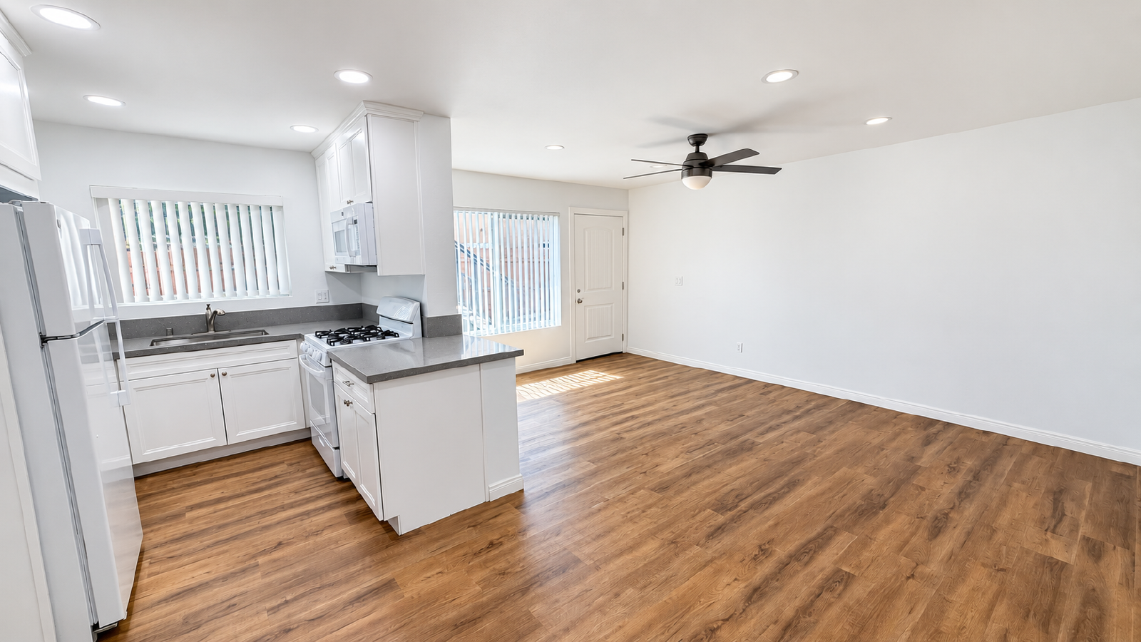 Beautifully Remodeled 1-Bedroom Apartment in Cherokee Point / North Park – Parking Included! property image