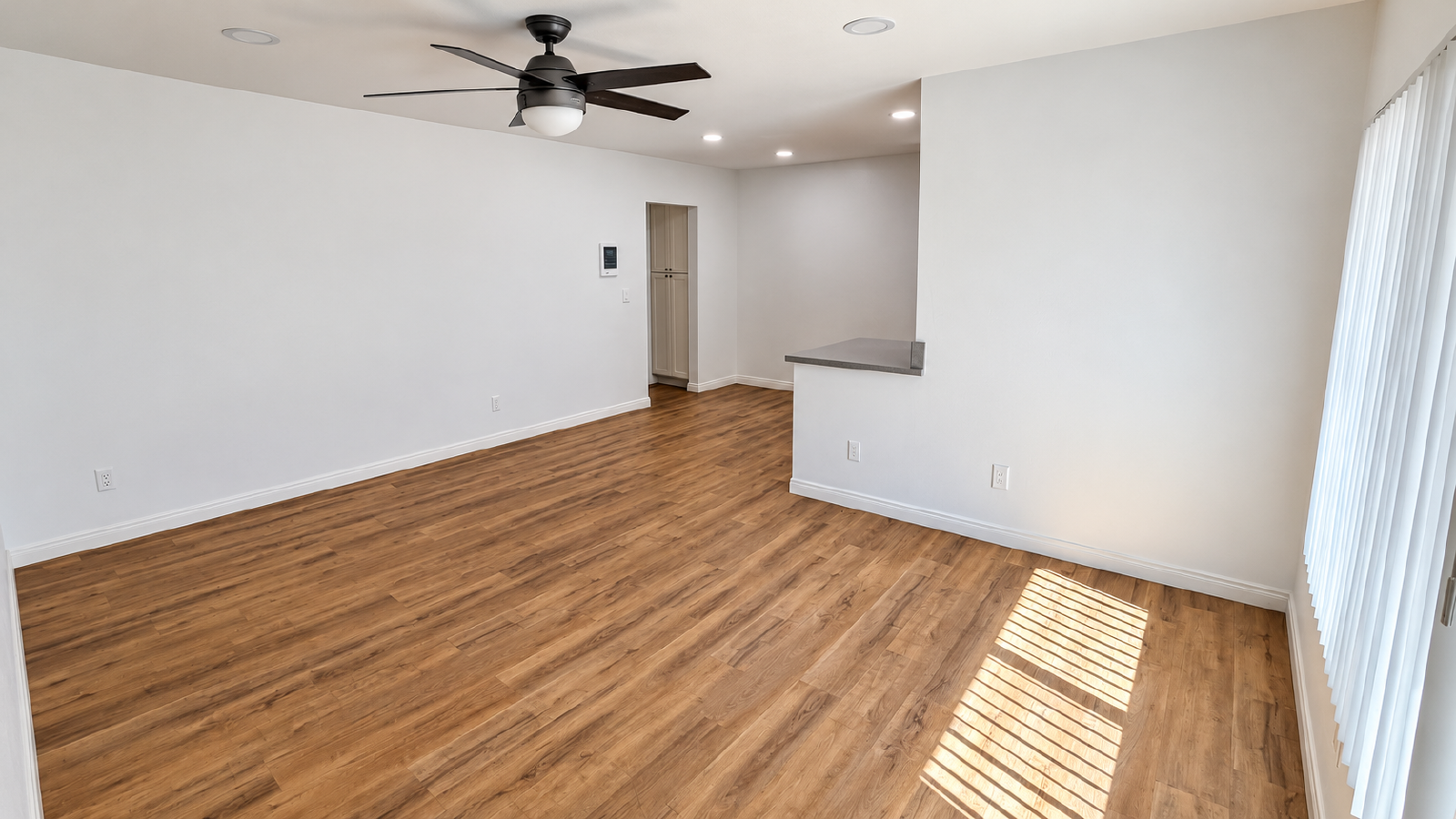 Beautifully Remodeled 1-Bedroom Apartment in Cherokee Point / North Park – Parking Included! property image