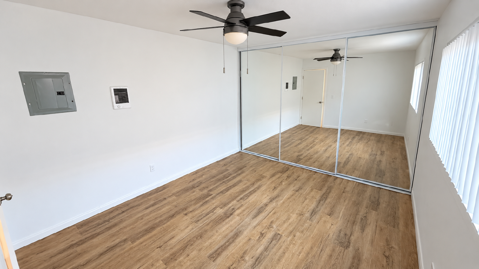Beautifully Remodeled 1-Bedroom Apartment in Cherokee Point / North Park – Parking Included! property image