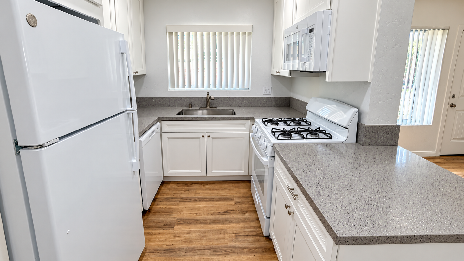 Beautifully Remodeled 1-Bedroom Apartment in Cherokee Point / North Park – Parking Included! property image