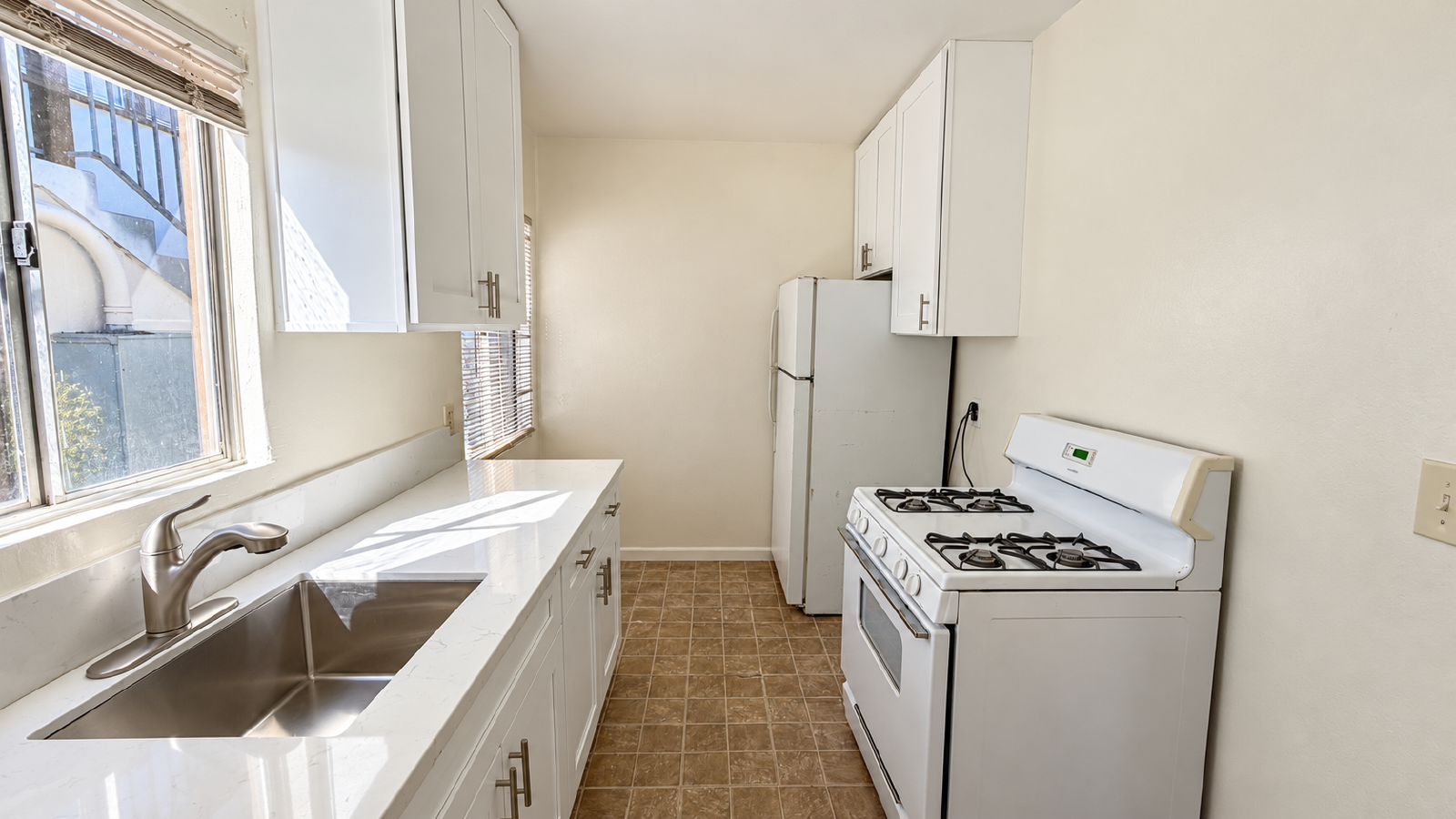 Bright & Charming 1-Bedroom with Updated Kitchen and Built-In Storage property image
