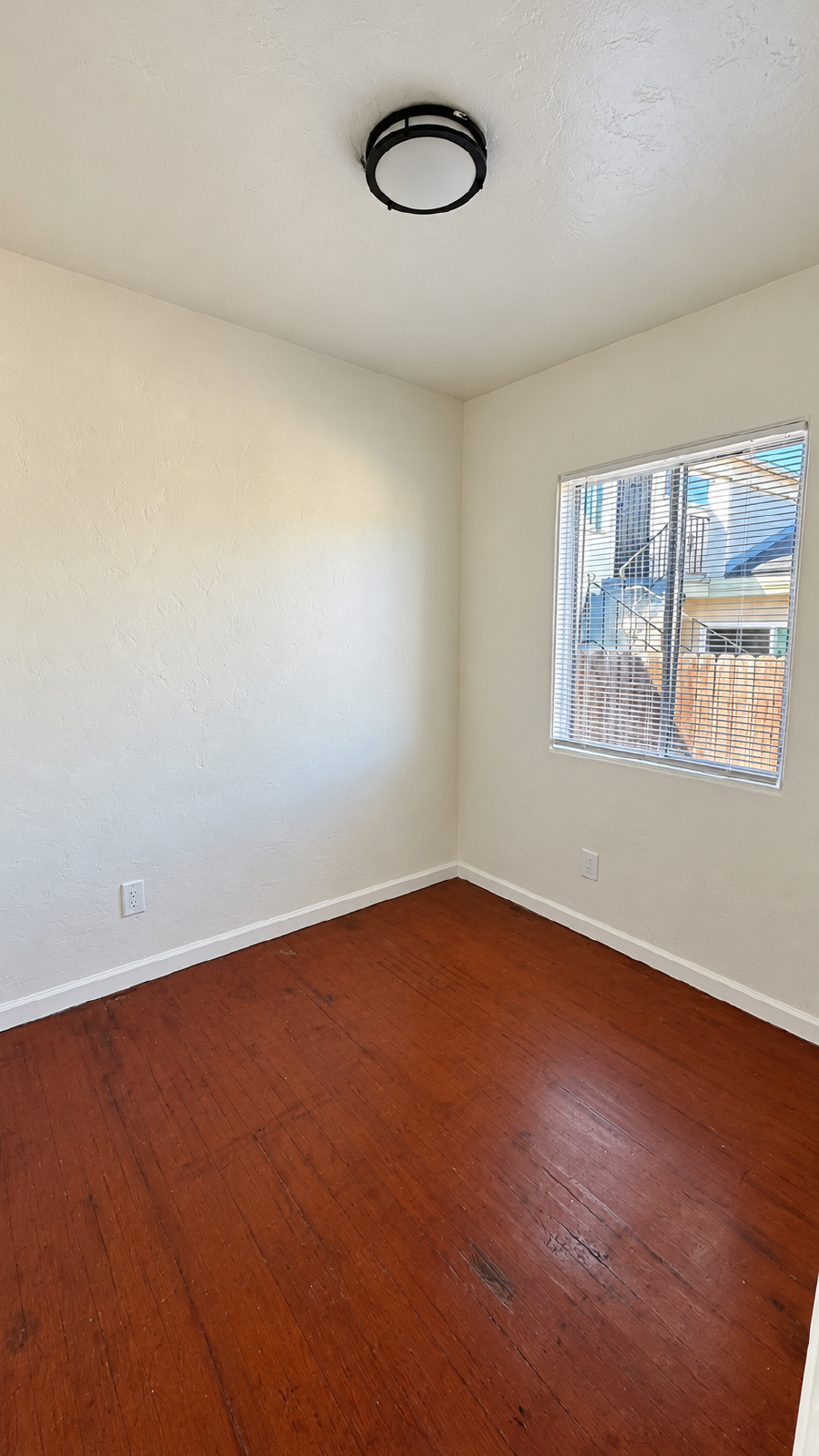 Bright & Charming 1-Bedroom with Updated Kitchen and Built-In Storage property image