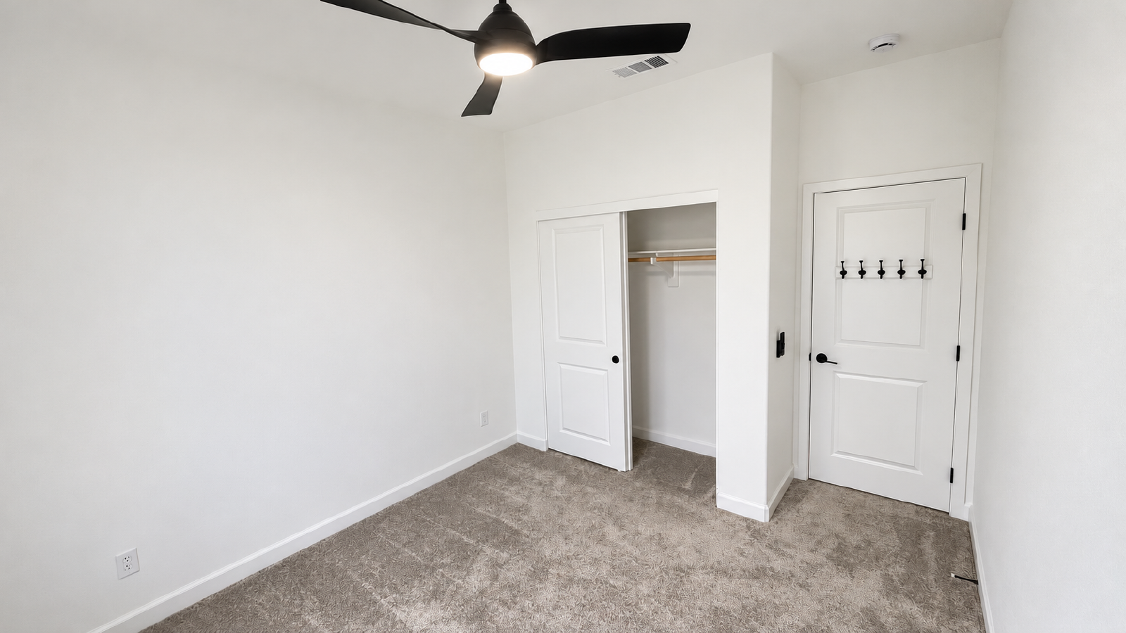 Modern Sunbow Townhome with Private Patio & Resort-Style Amenities property image